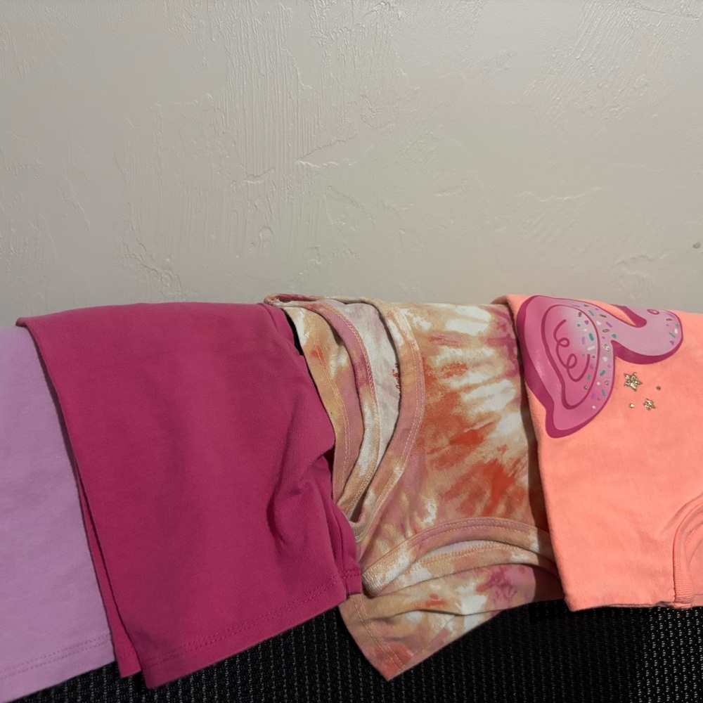 Cat & Jack tanks & shorts 4T